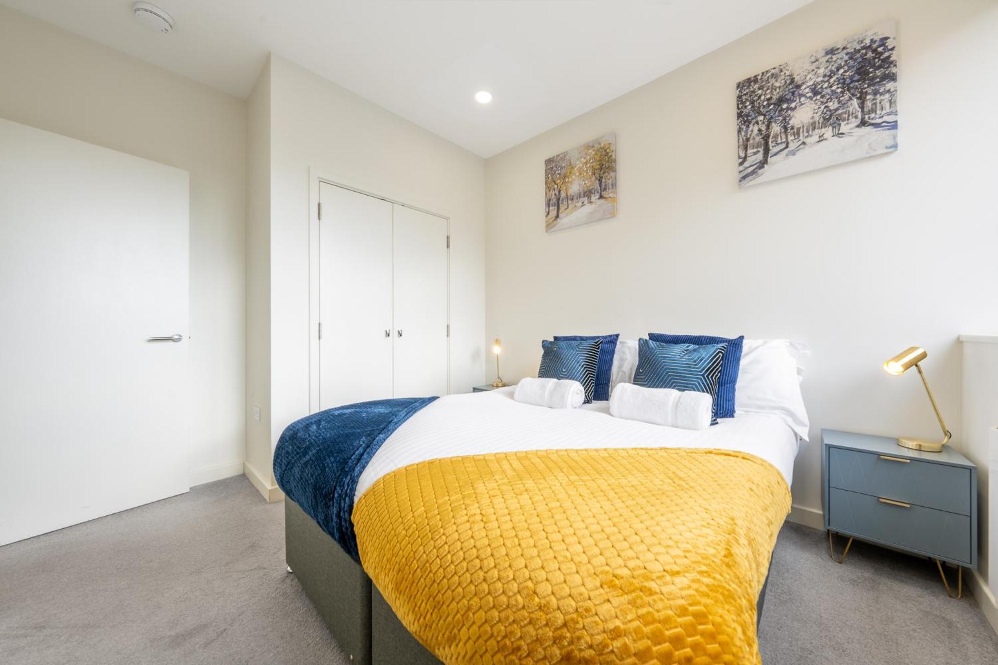 Luxury 1 Bedroom Serviced Apartment With Roof Terrace & Gym Stevenage Luaran gambar